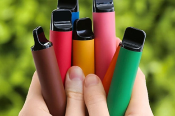 Vaping Unplugged: The Low-Maintenance Allure of Premium Disposable Kits